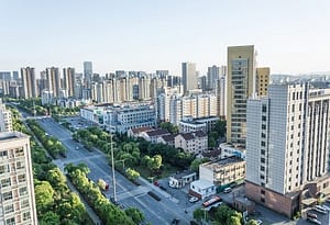 Deciding Between Buying a Condo Before Selling HDB: Your Guide